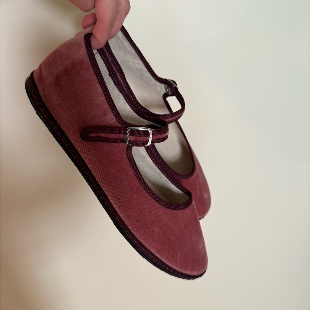 Chic Burgundy Mary Jane Flats
